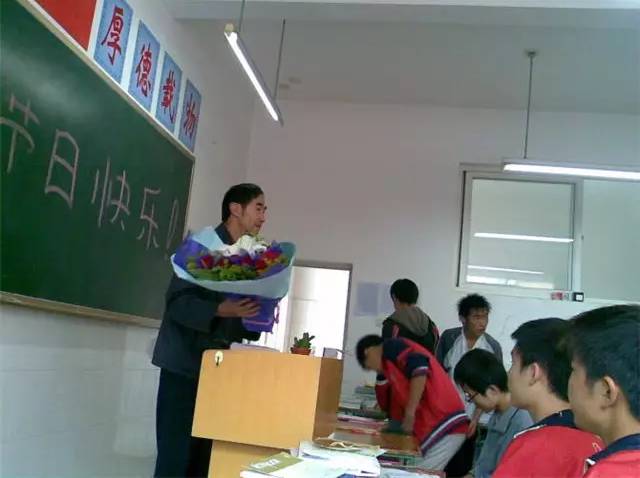 曲靖一中吧相册