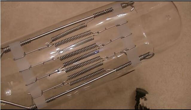 2万瓦日本富士灯泡有多亮？据说价值4.2万人民币