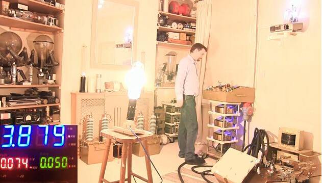 2万瓦日本富士灯泡有多亮？据说价值4.2万人民币