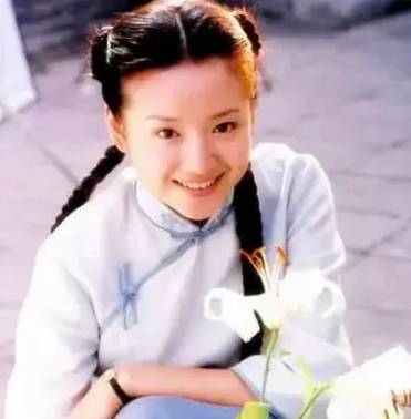 女星穿上民国服的样子,林心如第四,第一是谁?