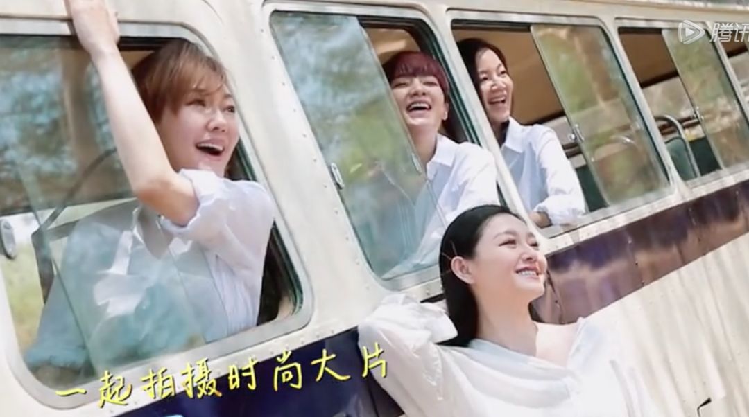 不敢见太阳，用剪刀剪自己的肉，她活成了幽灵少女？