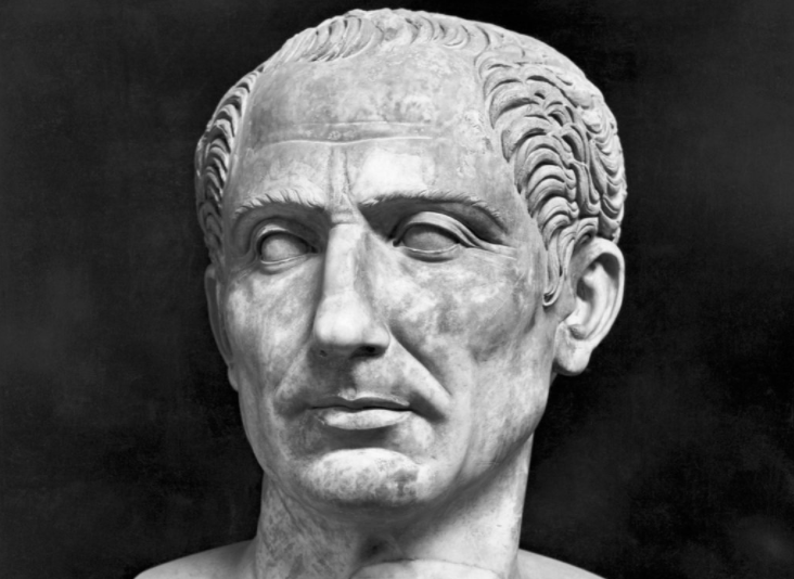 朱利叶斯·凯撒(julius caesar)是最杰出的罗马皇帝之一,罗马帝国的