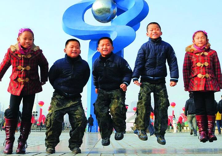 【稀奇】惊!南阳一女子怀孕22周去检查有4胞胎,剖腹产时竟然……医生都傻了!-怀孕期