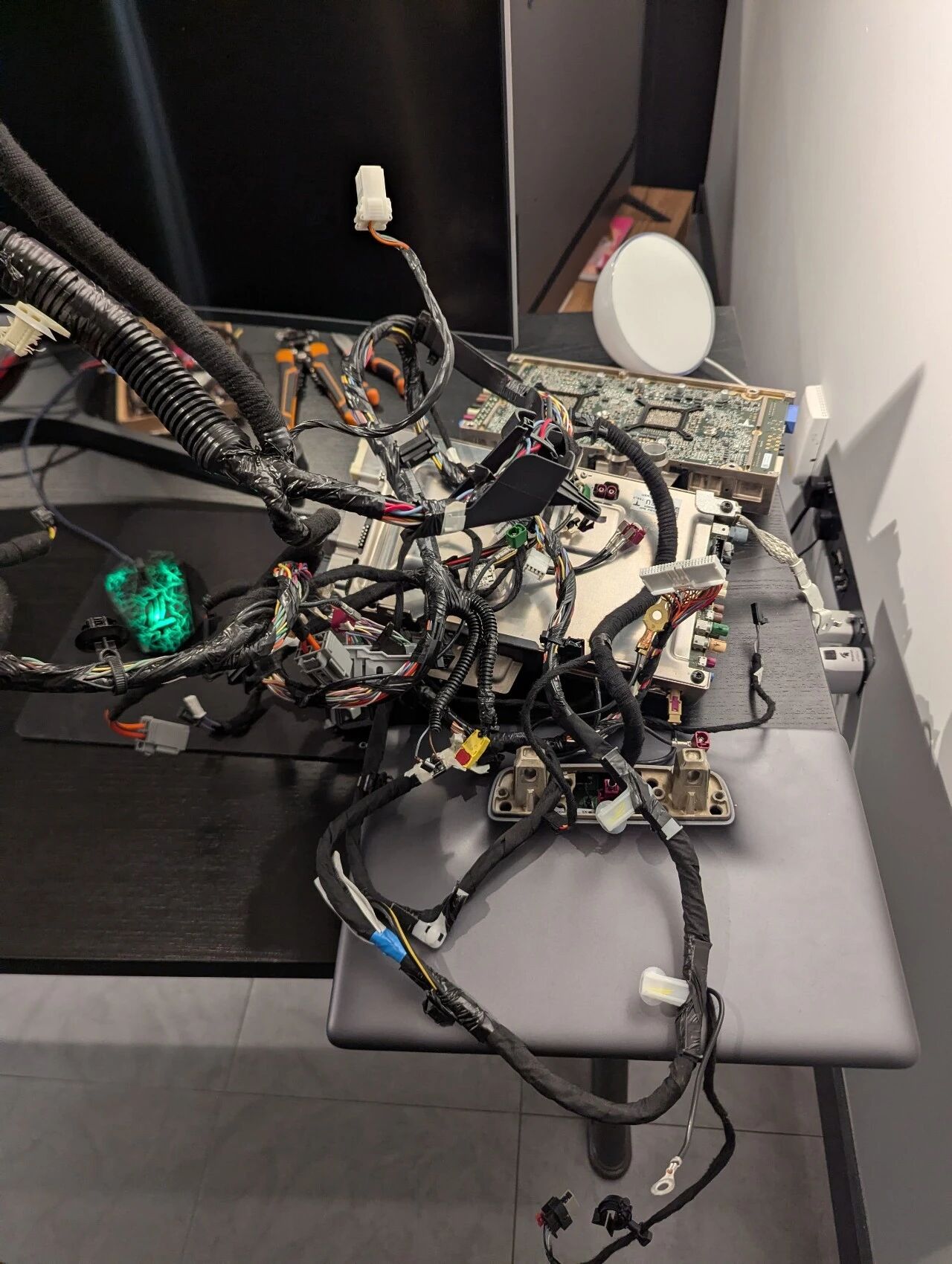 图17：线束连接