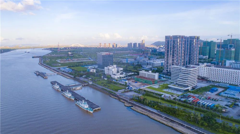 首页>社会>珠海万山>鹤洲新区(筹):高标准规划建设"洪保十"片区,与