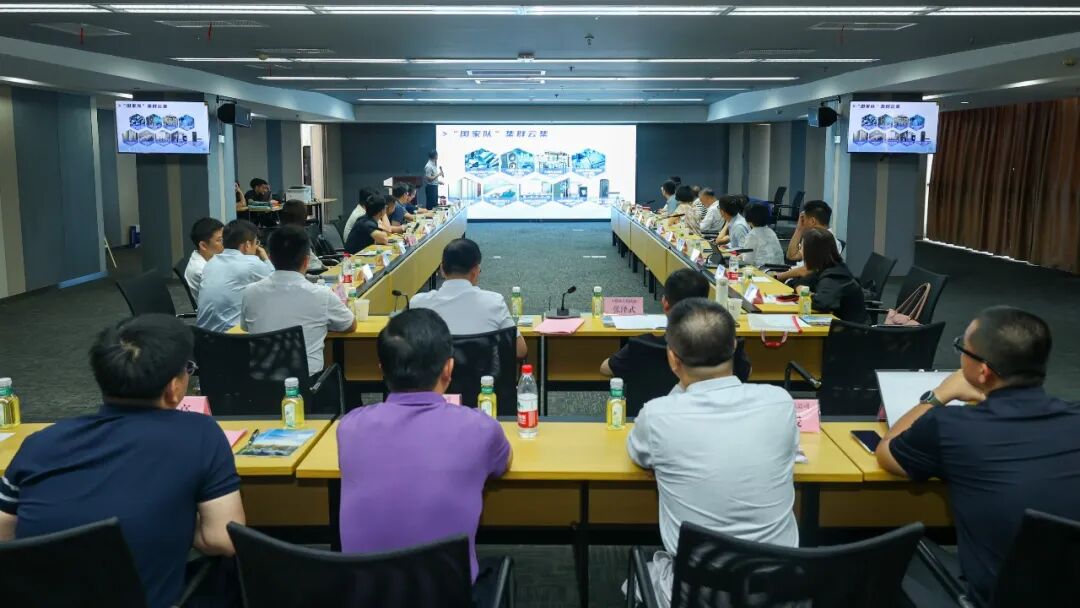 会场大景 (2).jpg