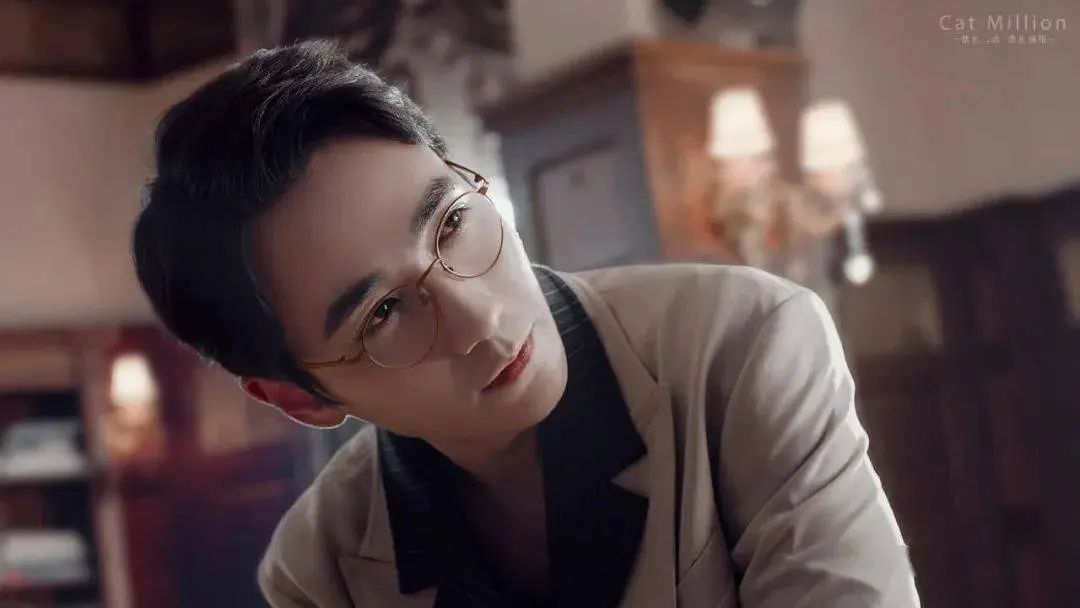 男神们的“眼镜杀”，谁最“杀”你？_手机搜狐网
