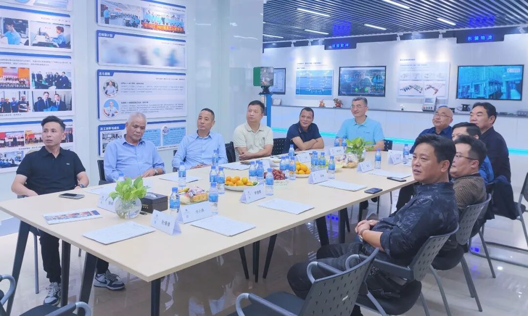 安徽省涂料行业协会广东考察学习观摩团莅临我司交流指导