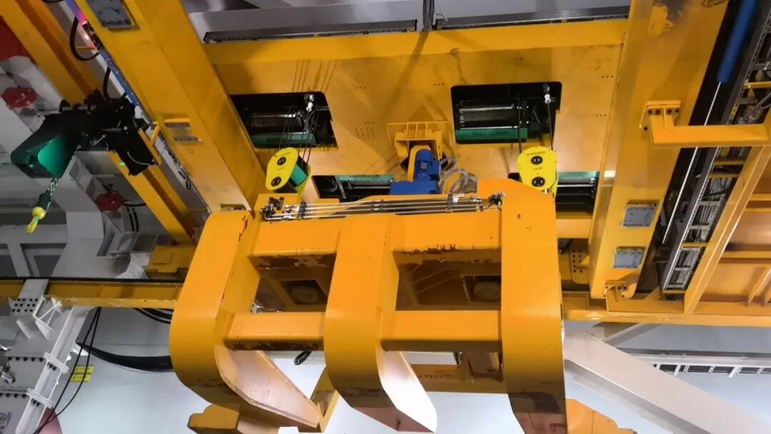 匠心制造 PA旗舰厅官网UNI800助力大国重器钢铁“穿山甲”