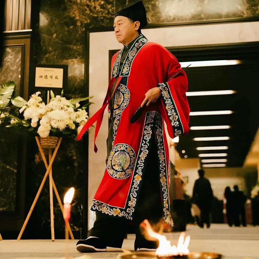 从《破·地狱》谈白事的两种办法