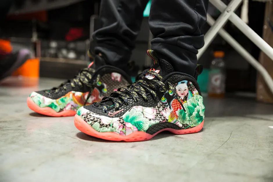 July 2015 - UnsfoShops - Feet Heat at Sneaker Con NYC - The Best On -  Salomon S Lab Sneakers mit Schnürung Orange