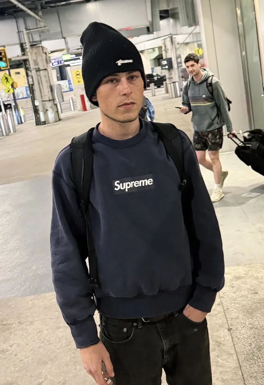 Supreme Washed Box Logo 圆领衫随身携带图片曝光