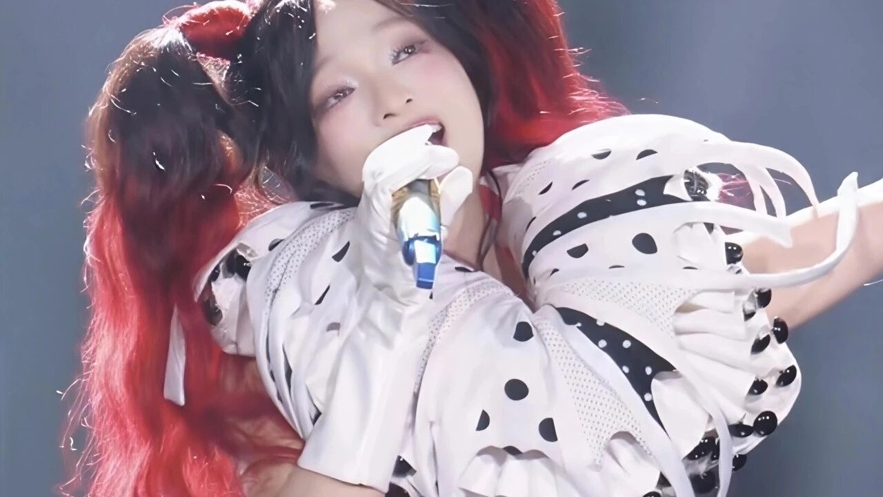 张韶涵仙美穿搭的舞台造型(57)