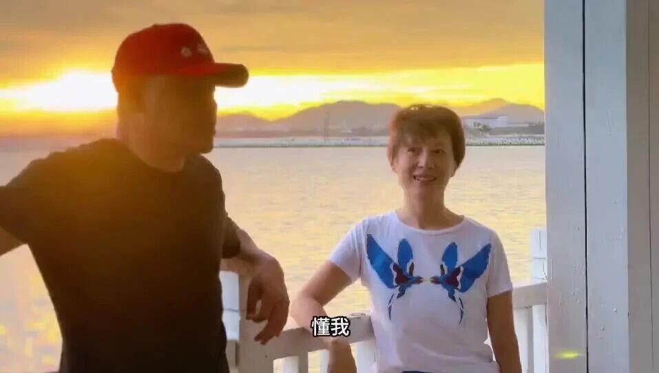 可云扮演者辟谣传言,可云扮演者辟谣“嫌老公丑不生孩子”“要245万彩礼”等传闻：爱情..