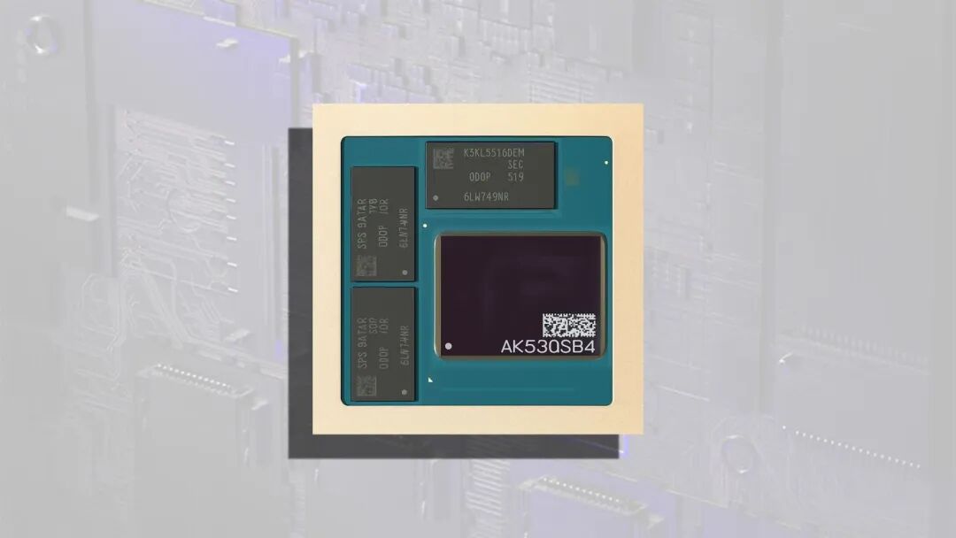 228 GB/s!高通最强笔记本芯片骁龙 X2 Elite Extreme 采用系统级封装方案,内存带宽比标准版高 50%