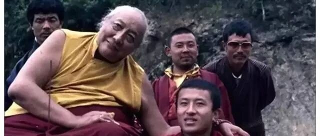 顶果钦哲FW教我们日常应怎样发愿