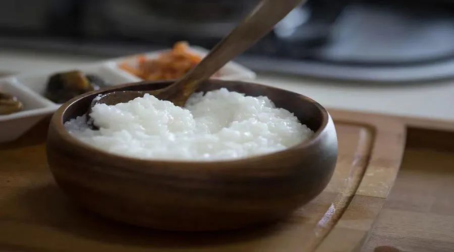 生病就只吃白粥喝鸡汤我们建议你涮火锅