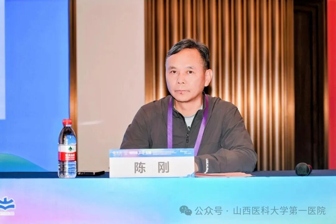 陈刚.jpg