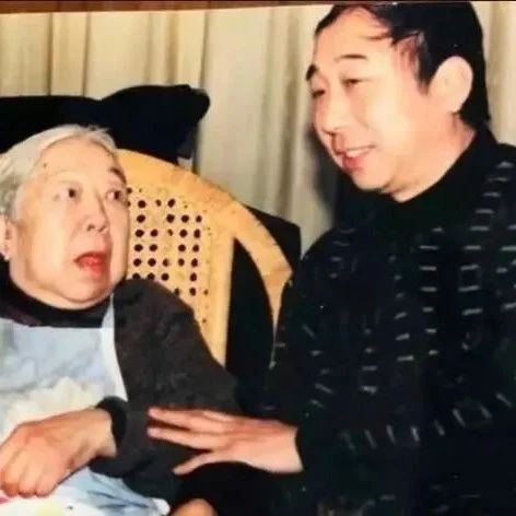 65岁冯巩:和妻子走过最艰难岁月,今生只爱她一人!