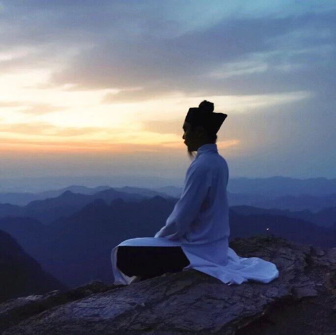 道教四威仪：行立坐卧，四种修行方式不可偏废！