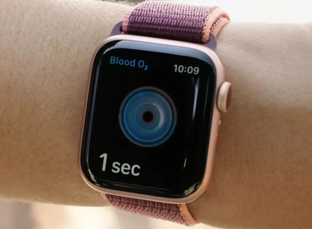 Apple Watch血糖检测即将推出，糖尿病免扎针也能测数据