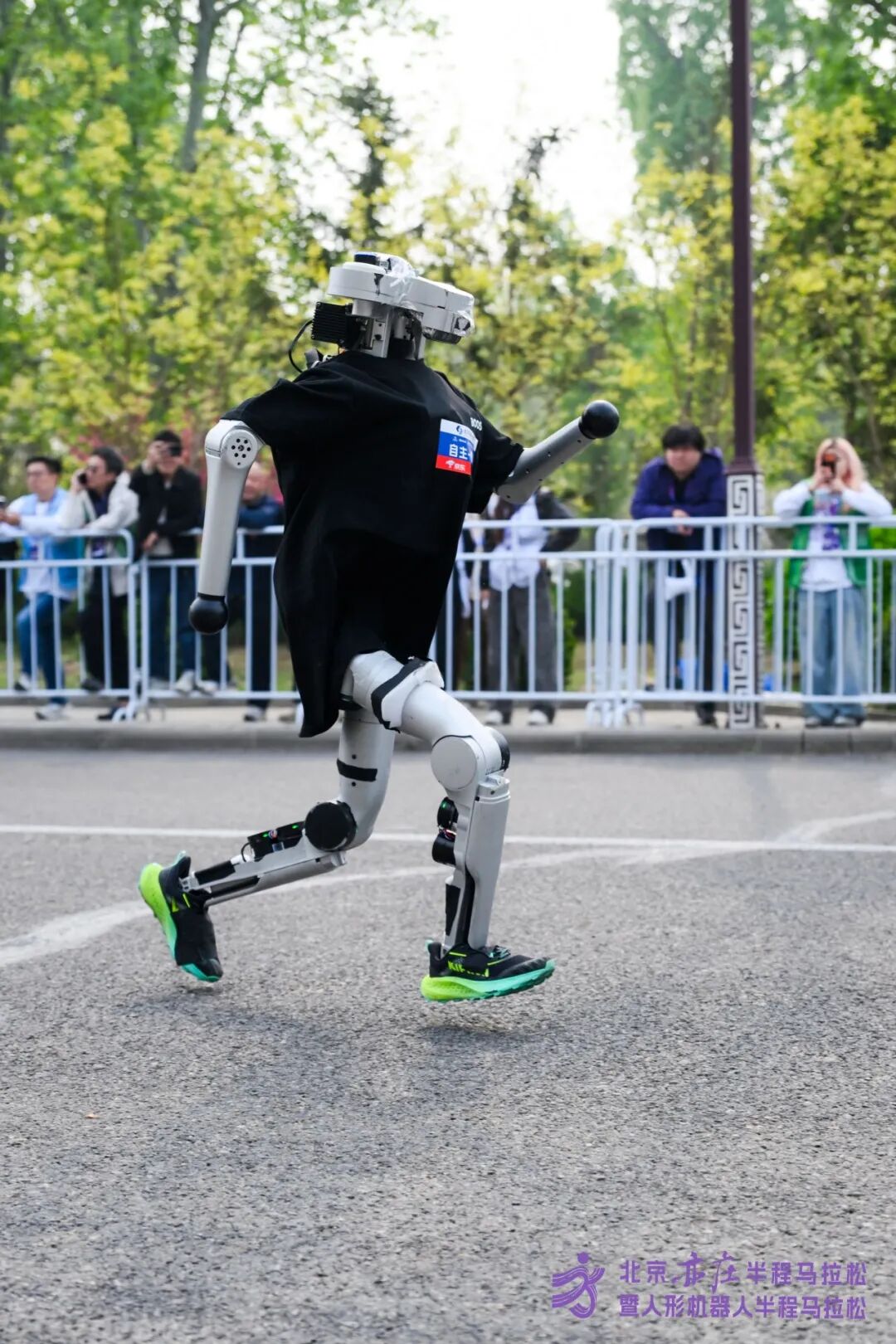 All Set to Go: Humanoid Robot Racing Challenge – Opening Special-3cgo