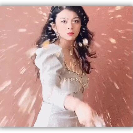 谈莉娜碰瓷郑爽张翰?