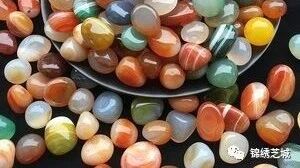 每日一歌，MV《雨花石》   李玉刚、石头演唱-1