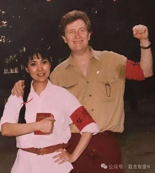 沈丹萍：她是第一位嫁给外国人的中国女星，一天提100次离婚，41年愣是没离
