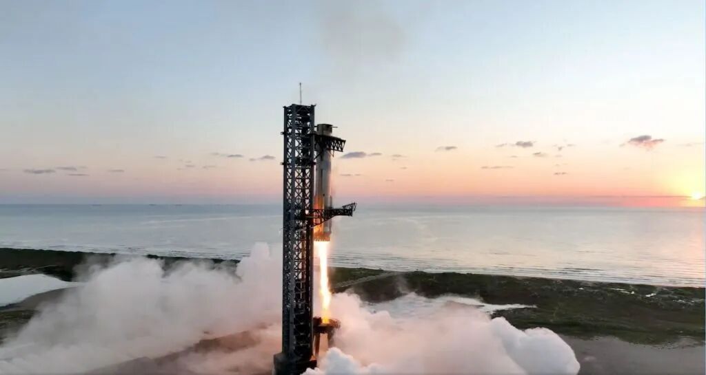 SpaceX 用「筷子」夾火箭！第五度星艦試飛，有望實現火箭回收再利用？！ | GQ Taiwan