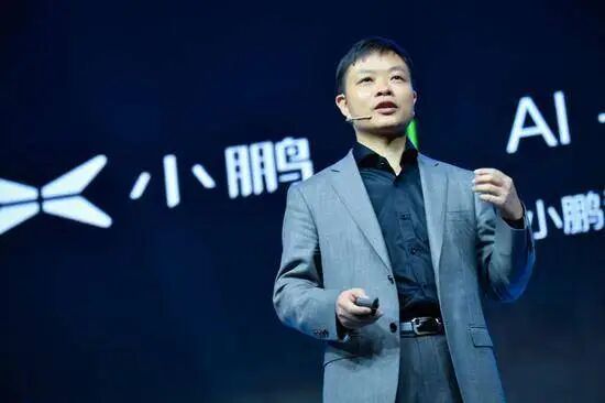 对话何小鹏：“用户导向”就是要承认没做好，小鹏汽车的逻辑是稳定“过弯道”_手机搜狐网