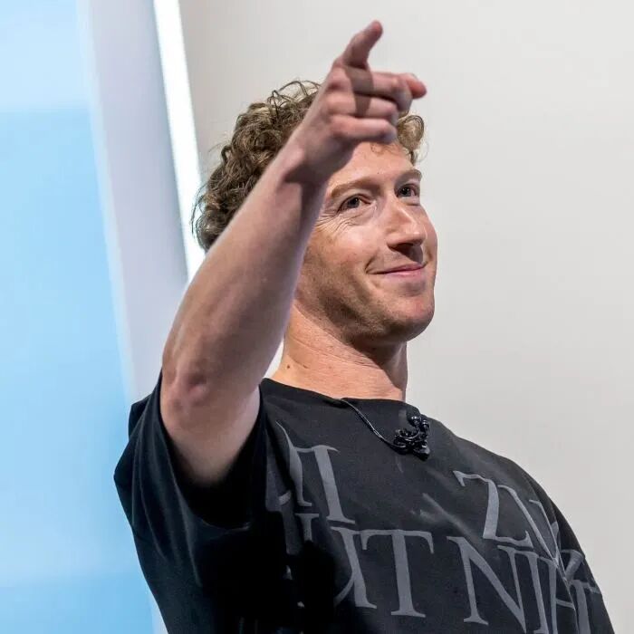 扎克伯格亲自招募AI人才，甚至开出1亿美元薪酬方案- WSJ
