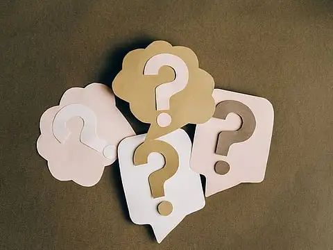 An employer who is going through a financial crisis wants to know if he can send a worker on leave without pay for three months. For illustrative purposes only.