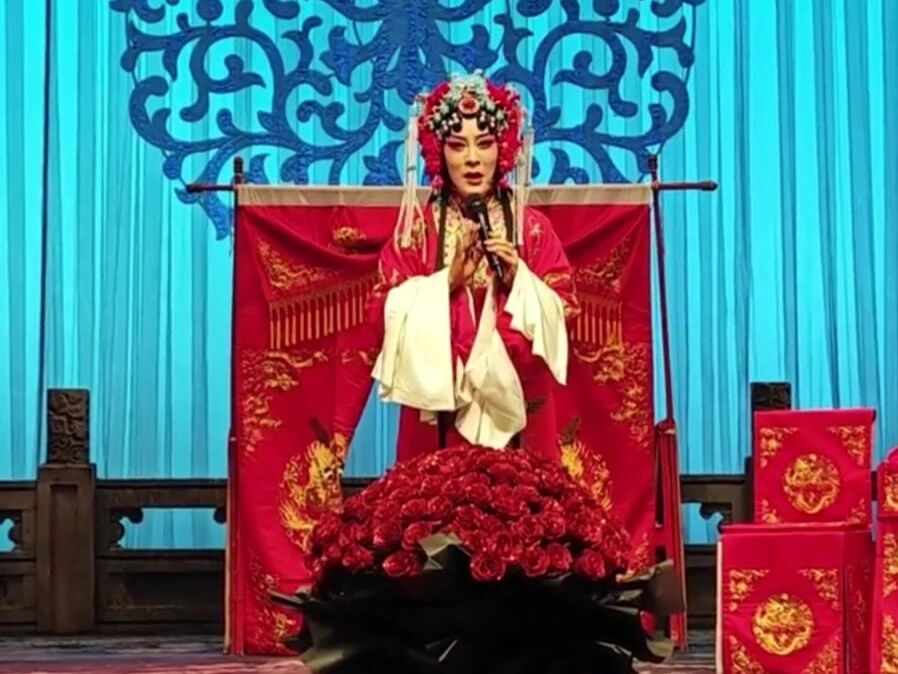 收录于合集⭐周丹返场评剧《桃花庵》我闻听太太诉其故，太美了！