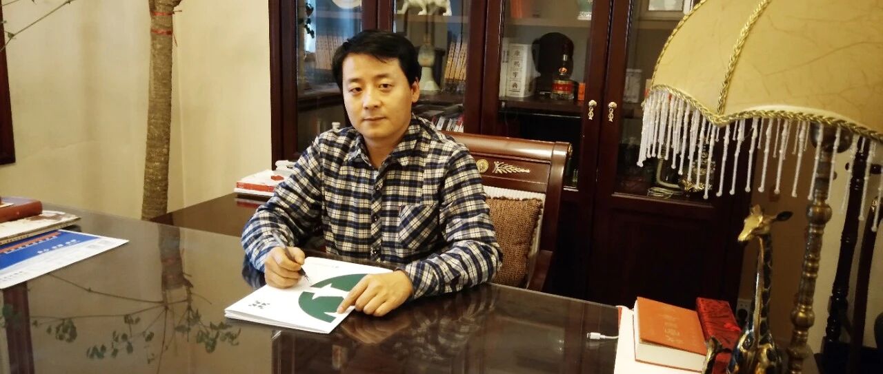 名师风采丨郑伟:爱岗敬业做良师 与时俱进育新人