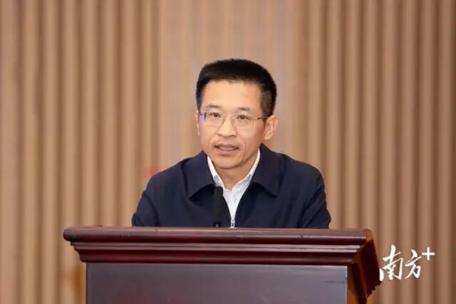 火博体育
党组书记龚国平