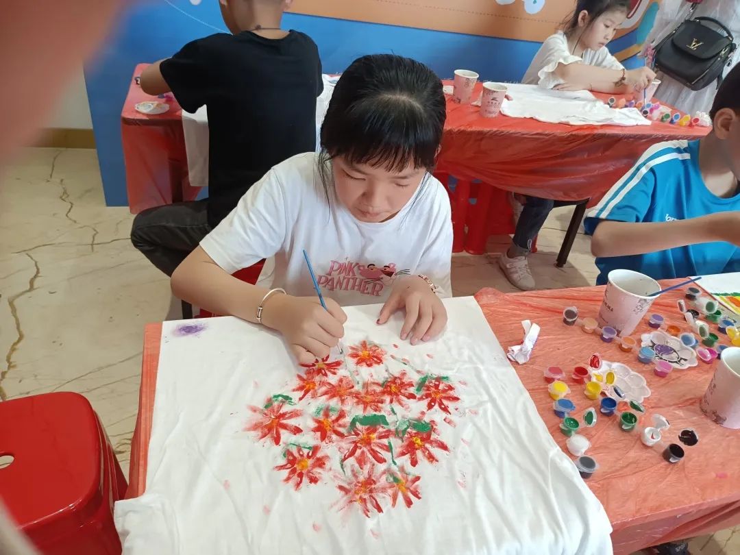 锦龙凤凰城白t涂鸦创意diy大赛投票