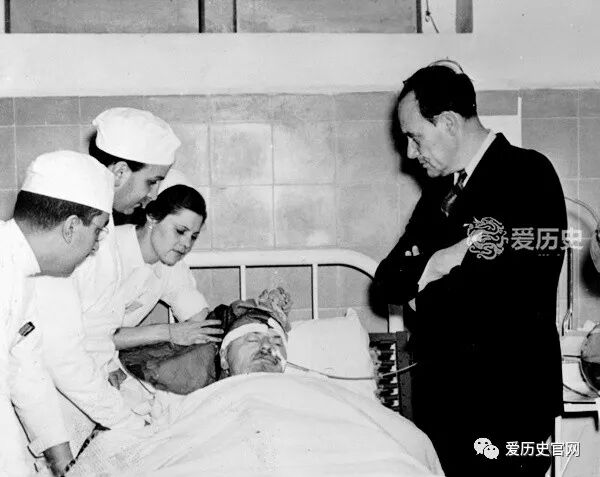 最臭名昭著的政治谋杀 托洛茨基被冰斧砍死