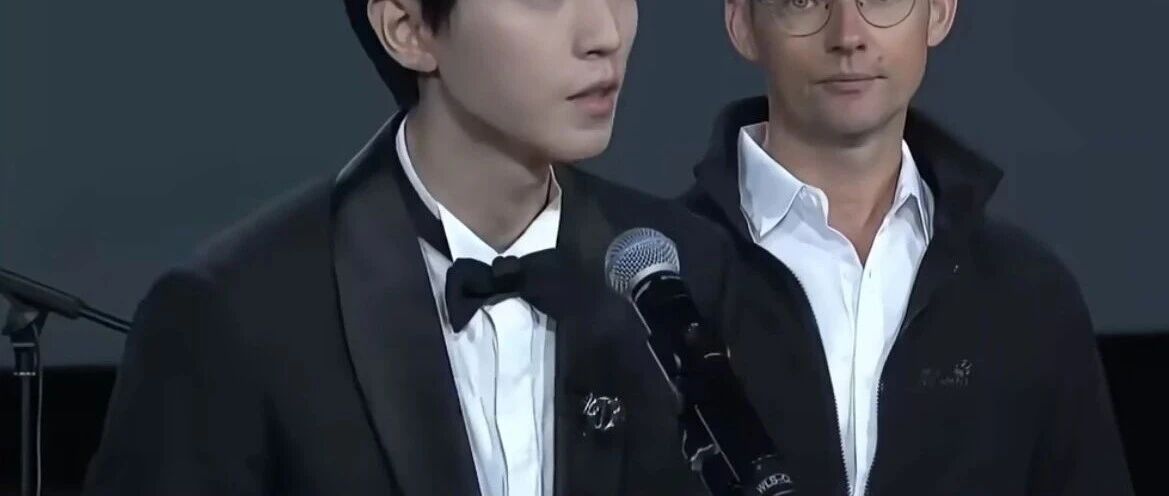 王俊凯怒了,喊话粉丝:电影不在我脸上!