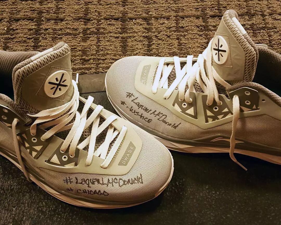 书写球鞋表抗议02只为老乡鸣不平