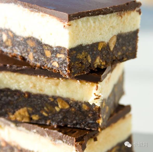 4 nanaimo bars 纳奈莫条