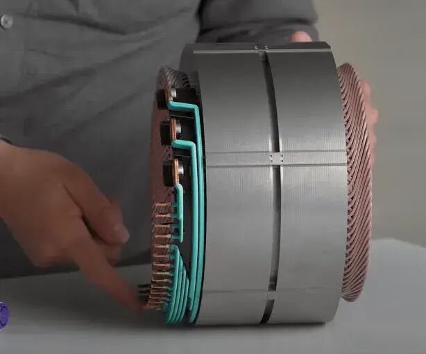 看了特斯拉劲敌 Lucid的介绍 ，秒懂扁线电机。的图13