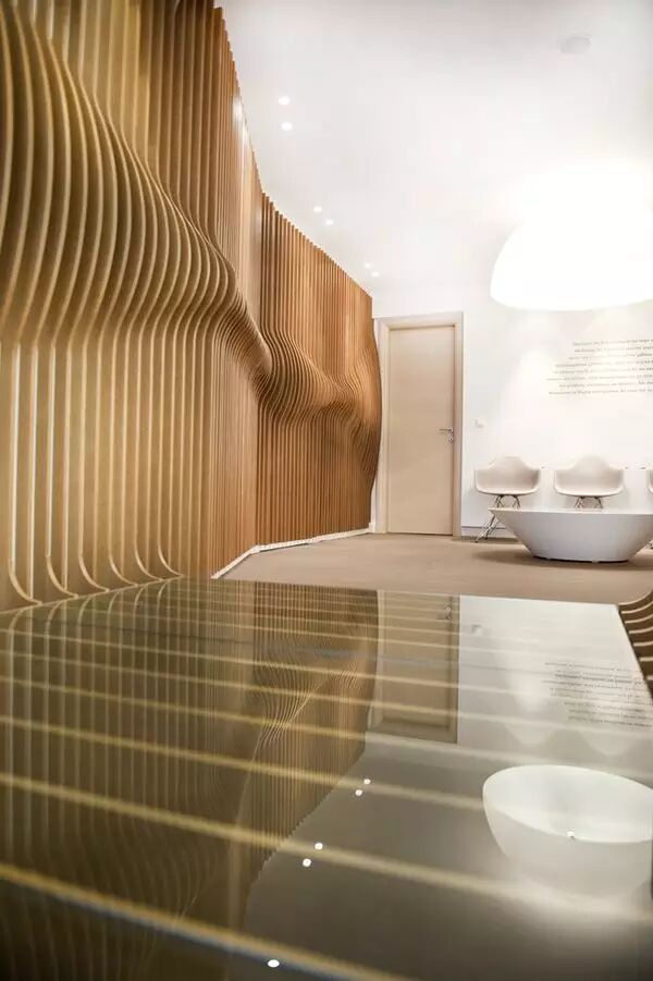 肌理这些凹凸不平的墙面才最能体现美感