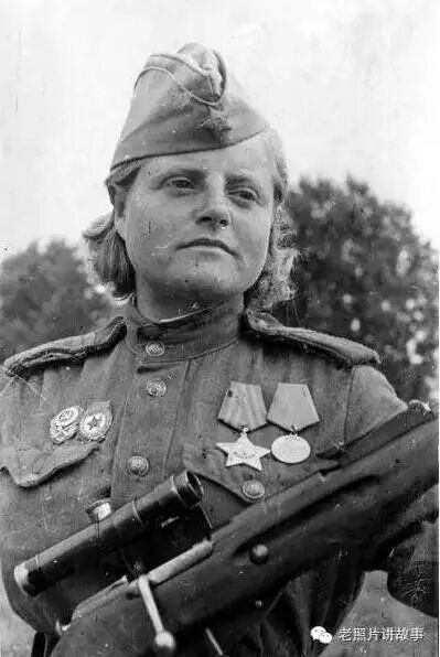 二战苏联女红军甜美老照片