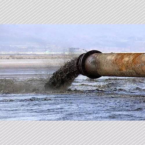 工业废水,农药等污染可能已渗入水源,将有机污染源和重金属留在水中