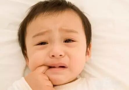 宝宝烂牙，原来是家长的八大误区！