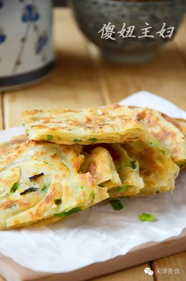 主妇必杀技:秒杀早餐摊的烫面葱油饼