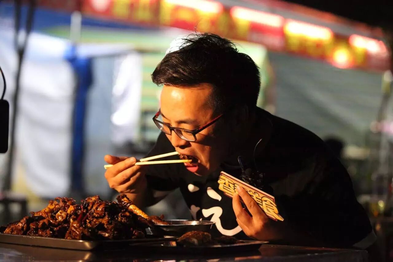 热烈欢迎河南电视台*主持人小飞哥带领《香香美食》栏目组5月17