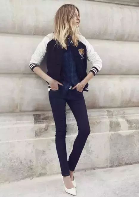 女人,小脚裤搭配尖头鞋时尚又性感!