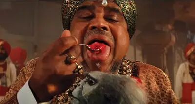 生滚猴脑没人性的食物两周前,堂主给大家介绍过一些残忍的生吃动物(太